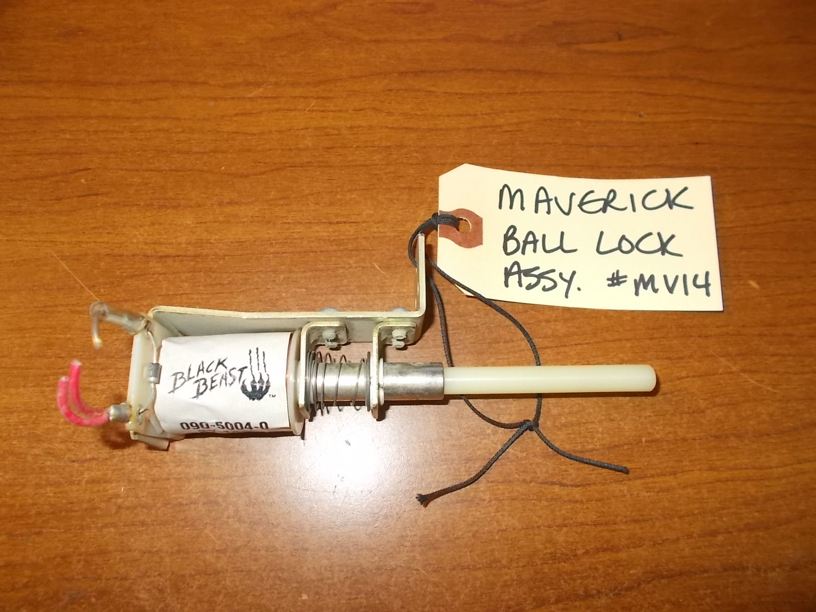 Maverick Pinball Machine Game Parts Ball Lock Assembly 500586901 for sale MV14 FREE